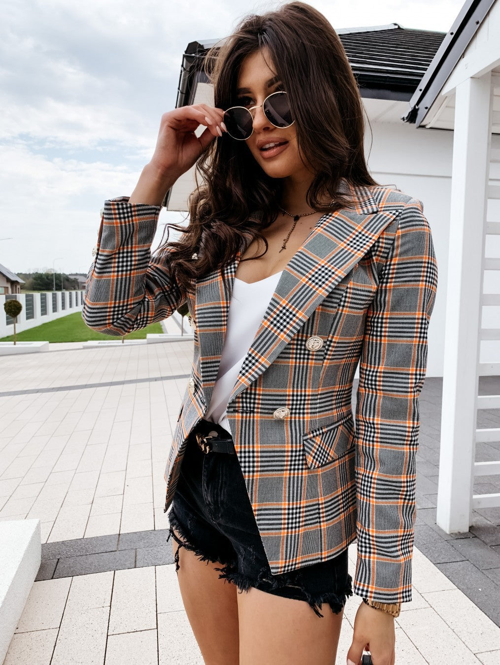 Karierter doppelreihiger Blazer mit Revers