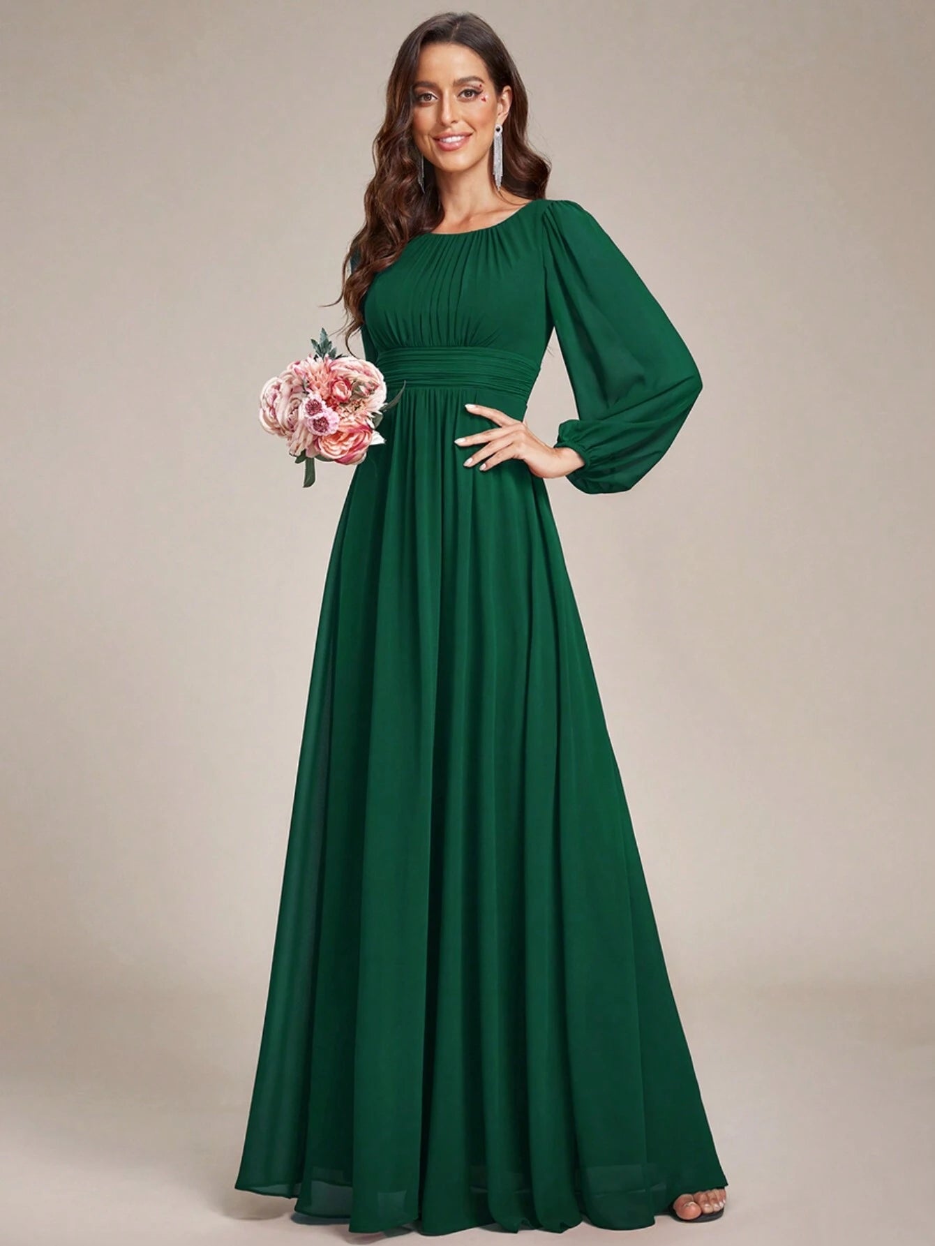 Kleid mit Rundhalsausschnitt, Chiffon und Laternenärmeln