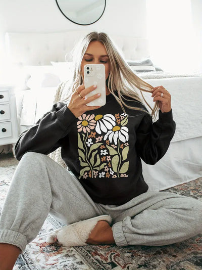 Sweatshirt mit Blumenmuster Schlichte, blühende Eleganz