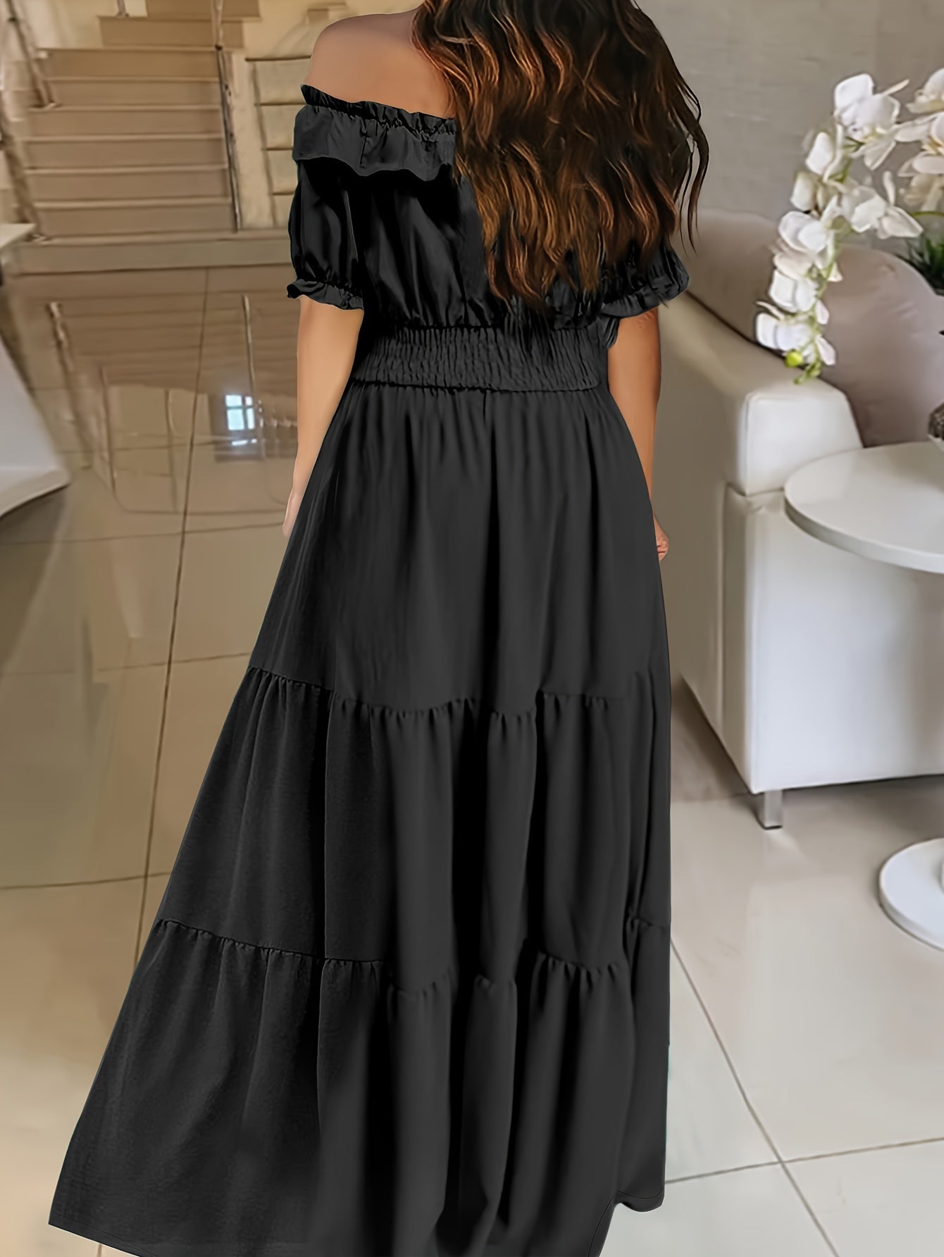 Schulterfreies Sommerkleid Elegantes Maxikleid mit Volants Lockere Passform