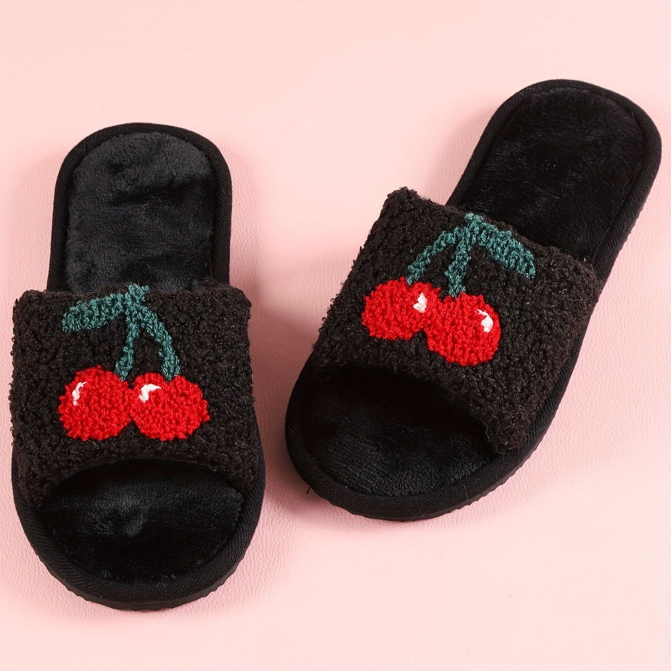 Damen Plüsch-Hausschuhe – Flauschige, Warme Slipper mit Kirsch-Stickerei