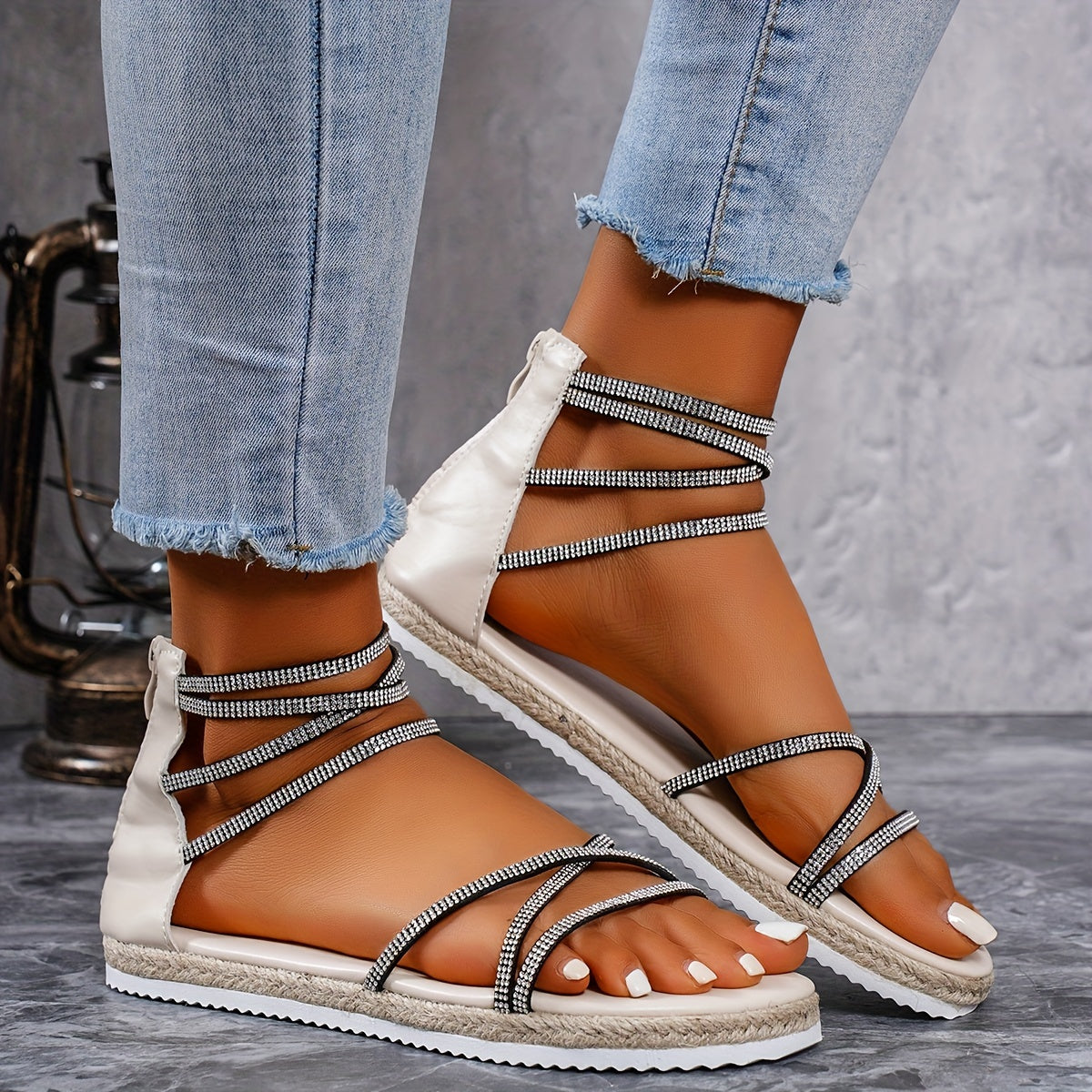 Überkreuzte Riemen Damen Sommer Sandalen – Schwarz & Beige, Elegant & Bequem