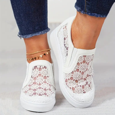 Atmungsaktive Low-Top-Sneaker mit Blumenmuster