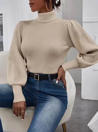 Schmal geschnittener Pullover mit eleganten Laternenärmeln