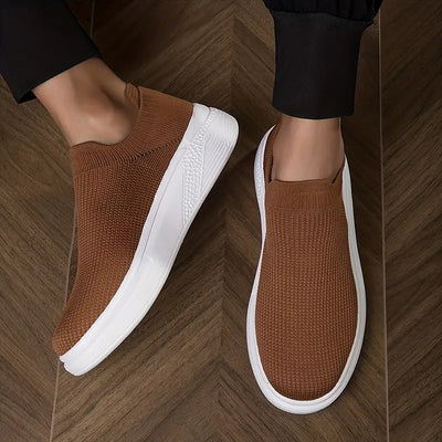 Einfach atmungsaktive Slip-On Freizeitschuhe