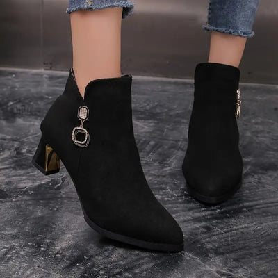 Gemütlich Glamour, Modische Chelsea-Stiefel für Damen, schwarze spitze Zehenpartie