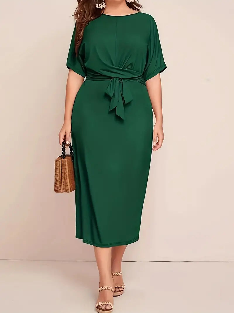 Elegantes Kleid mit fester Taille