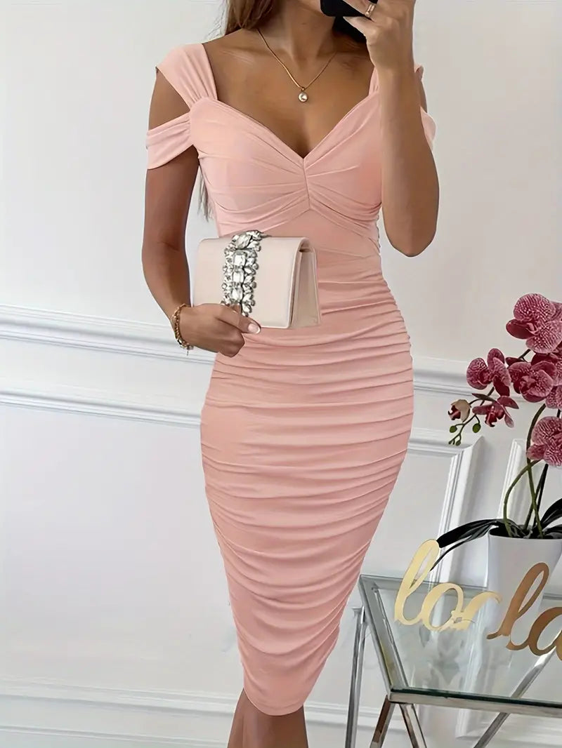 Gerafftes Bodycon-Kleid mit kalten Schultern